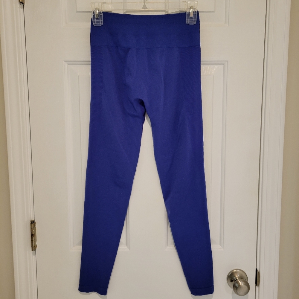 Aurola Intensify Scrunch Leggings, Very Peri, Size Medium